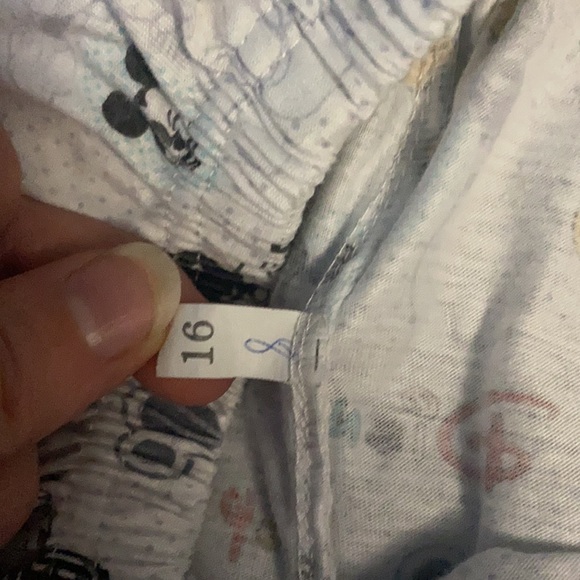 NWOT Kids Disney Mickey Mouse & Pluto Pajama Set - Picture 8 of 16